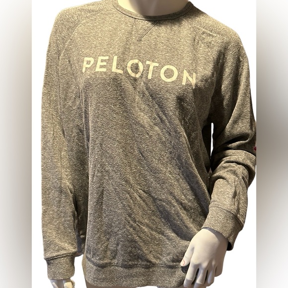 Peloton Tops - Peloton Sweatshirt Size XL Men’s Women’s Soft